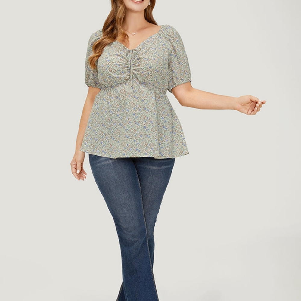 BloomChic Ditsy Floral Puff Sleeve Ruched Drawstring Blouse - Picture 3 of 12
